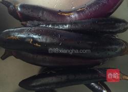 洋葱烧茄子的做法图解1