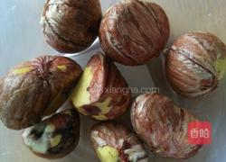 板栗粥的做法图解2