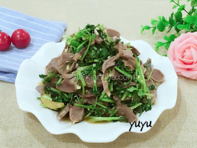 香菜拌鸭珍