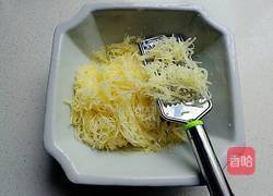 香煎土豆丝鸡蛋饼的做法图解2
