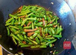 豆角炒肉的做法图解4