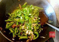 豆角炒肉的做法图解6