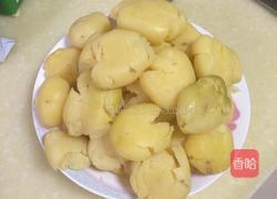 紫苏酒糟煎土豆的做法图解2