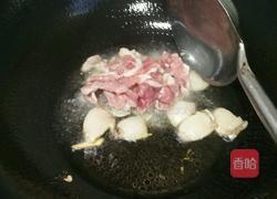 杏鲍菇炒肉的做法图解3