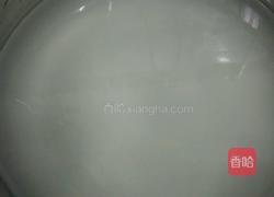 皮蛋瘦肉粥的做法图解3