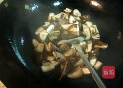 香菇炒肉片的做法图解3