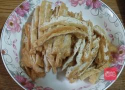 家常油豆腐炒肉的做法图解2