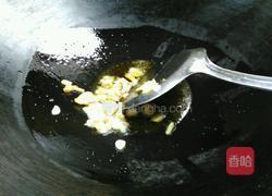 香菇黑木耳炒芹菜(降血压的菜)的做法图解3