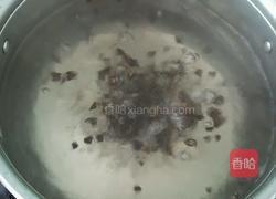 猫爪草熬猪横利的做法图解6