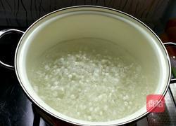 西米芒果椰奶露的做法图解3