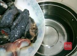 花旗参乌鸡汤的做法图解3