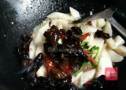 黑木耳炒淮山的做法图解8