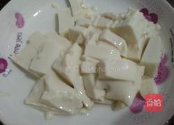 皮蛋豆腐的做法图解1