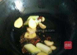 土豆炖鸡块的做法图解7