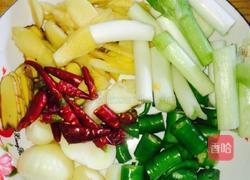 芋儿烧鸡的做法图解2