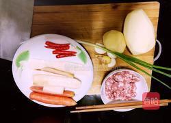 土豆肉末泡菜丁的做法图解1