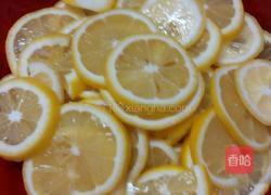 冰糖柠檬膏的做法图解2