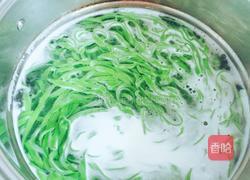 蔬汁捞面的做法图解12