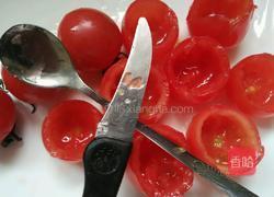 小番茄蒸水蛋的做法图解1