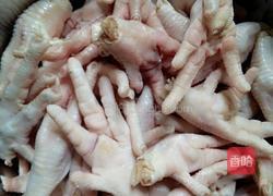 Q弹香辣鸡爪的做法图解1