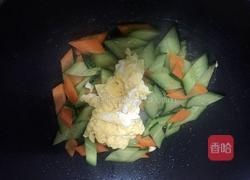 鸡蛋炒黄瓜的做法图解5