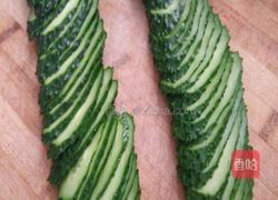 凉拌刀削面的做法图解1