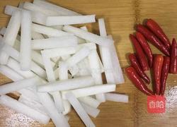 酸辣脆萝卜的做法图解1
