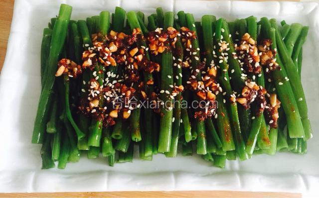把料汁倒上去