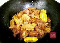 玉米烧排骨的做法图解12