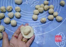 香酥老婆饼的做法图解2