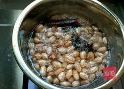 水煮五香花生米的做法图解5