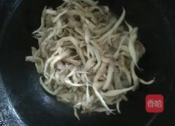 炒蘑菇的做法图解3