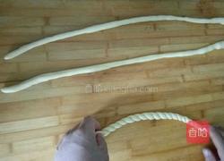 奶香麻花的做法图解3