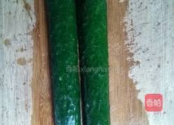 凉拌黄瓜的做法图解1