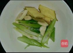 番茄炖牛肉的做法图解2