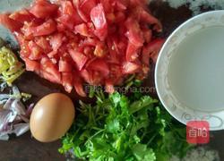 西红柿蛋汤的做法图解1