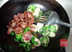 腊肠炒杏鲍菇的做法图解8
