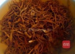 凉拌芹菜海带丝的做法图解3