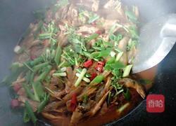 酱炖泥鳅的做法图解14