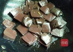 家菜＊猪血炒韭菜的做法图解5