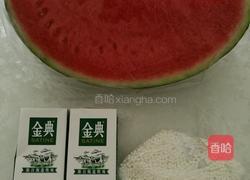 西瓜牛奶西米露的做法图解1