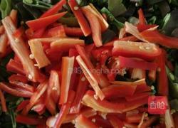 紫扁豆炒五花肉的做法图解1