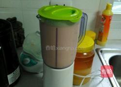 哈密瓜果汁的做法图解1