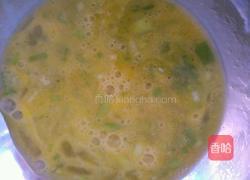 葱香鸡蛋卷饼的做法图解2