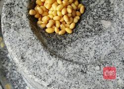 石磨甜豆花的做法图解3