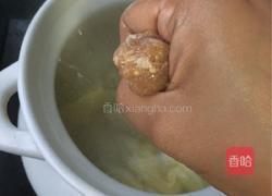 娃娃菜粉丝肉丸汤的做法图解7