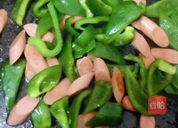 青椒炒火腿的做法图解5