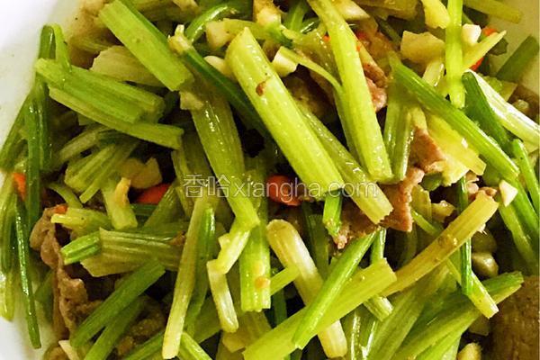 芹菜炒牛肉
