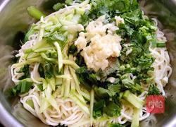 花生拌凉面的做法图解8