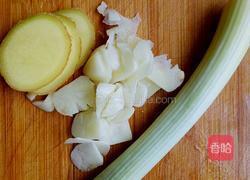 辣白菜炒土豆片的做法图解4